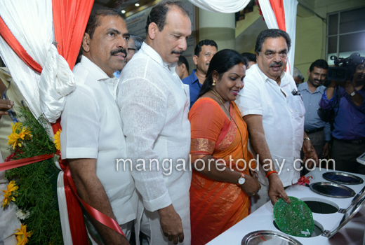  Ramanath Rai inaugurates Electronic Waste Collection Unit 1